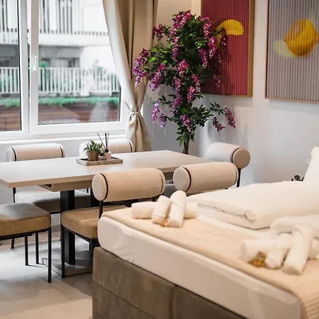 Aparthotel Flexi-home & 5*