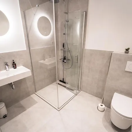 Aparthotel Flexi-home & 5*